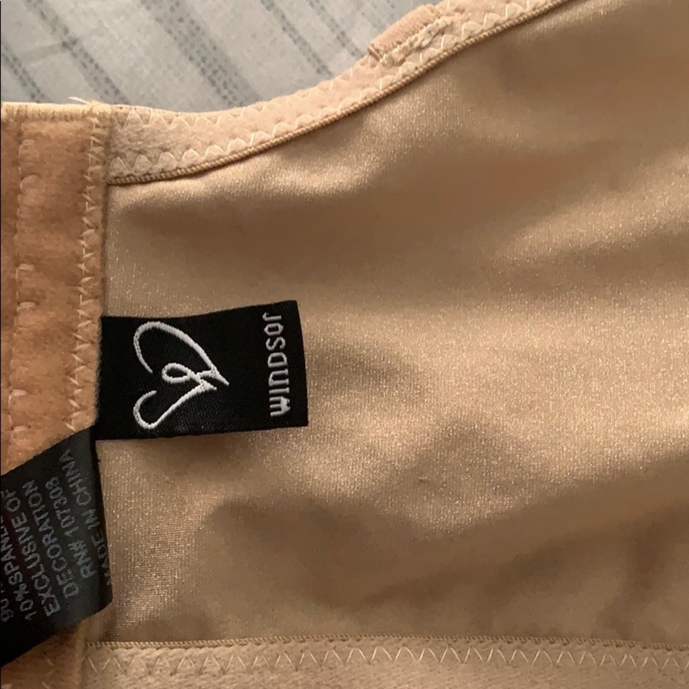 Nude StrapLess Top - Picture 3 of 3